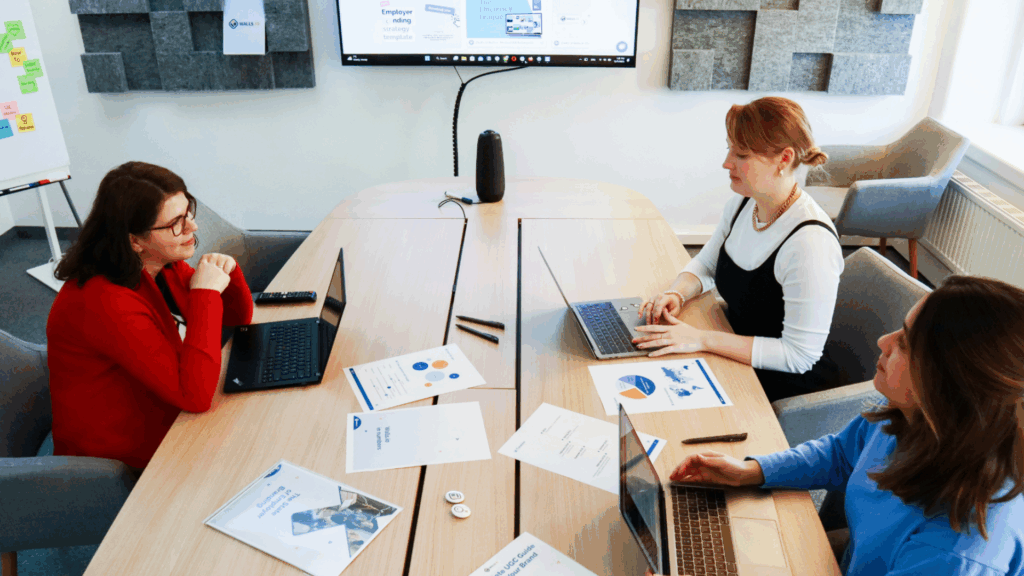 CRM Marketing: Customer Relationship Management.